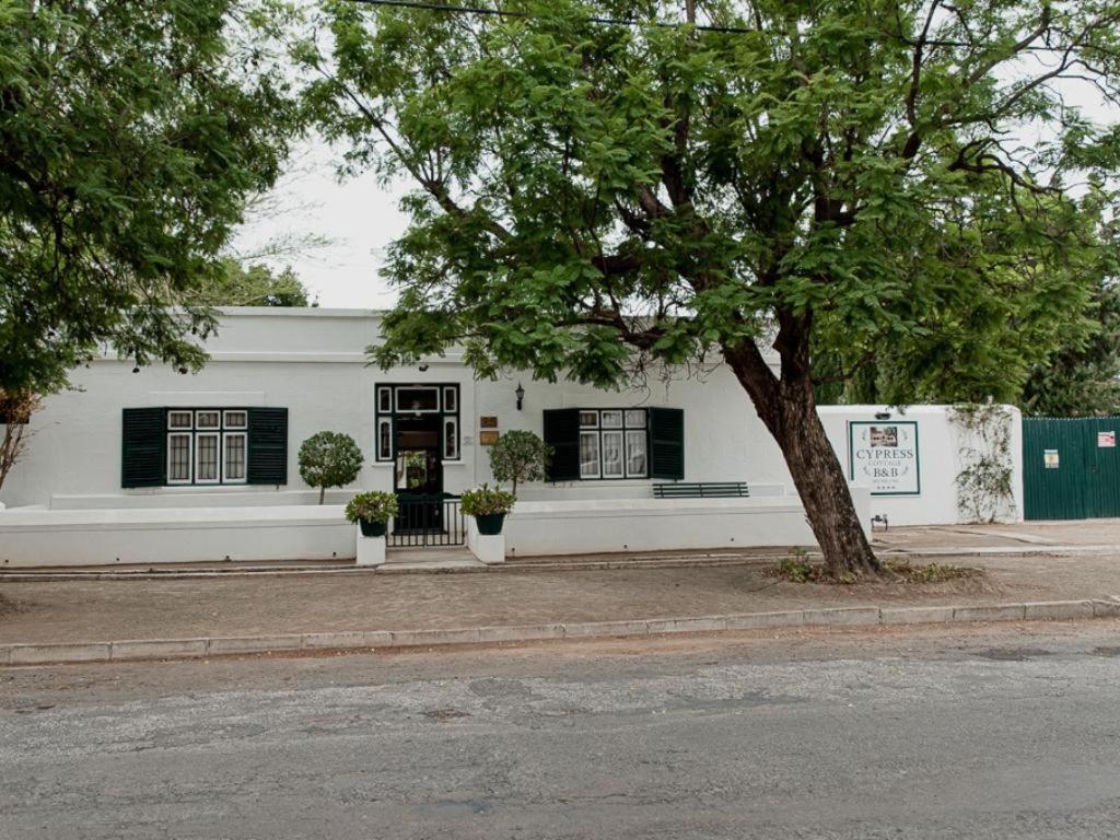 Cypress Cottage Graaff-Reinet Exteriör bild